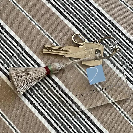 度假居 Casaceciliamare *