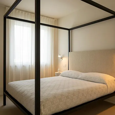 Casaceciliamare 度假居 奥托纳