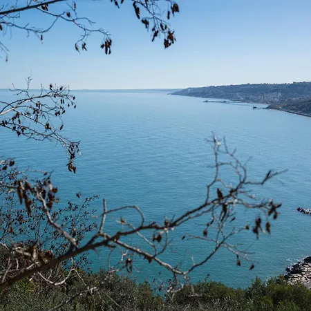 度假居 Casaceciliamare *