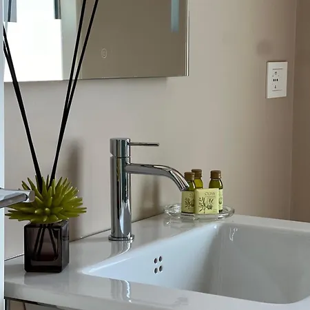 Casaceciliamare 別荘 オルトーナ